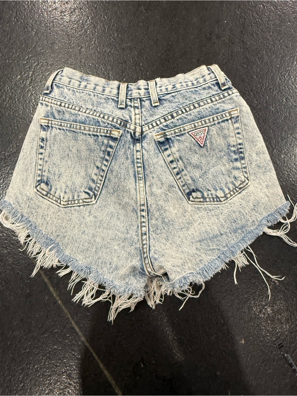 Vintage Guess Jeans High-Rise Distressed Denim Shorts Size 28